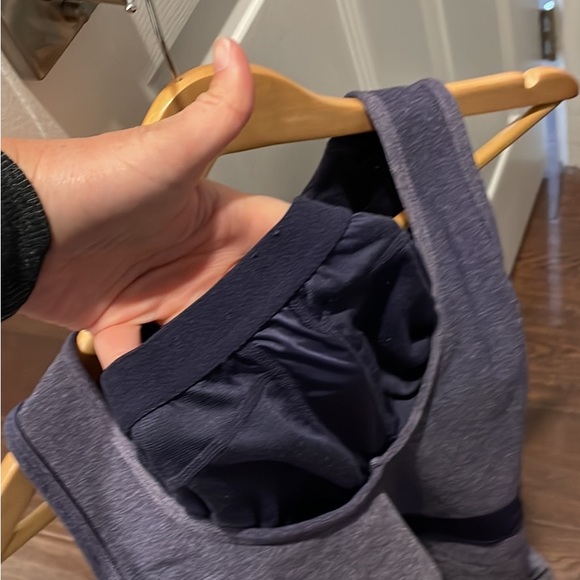 Exercise tank top - Picture 5 of 5